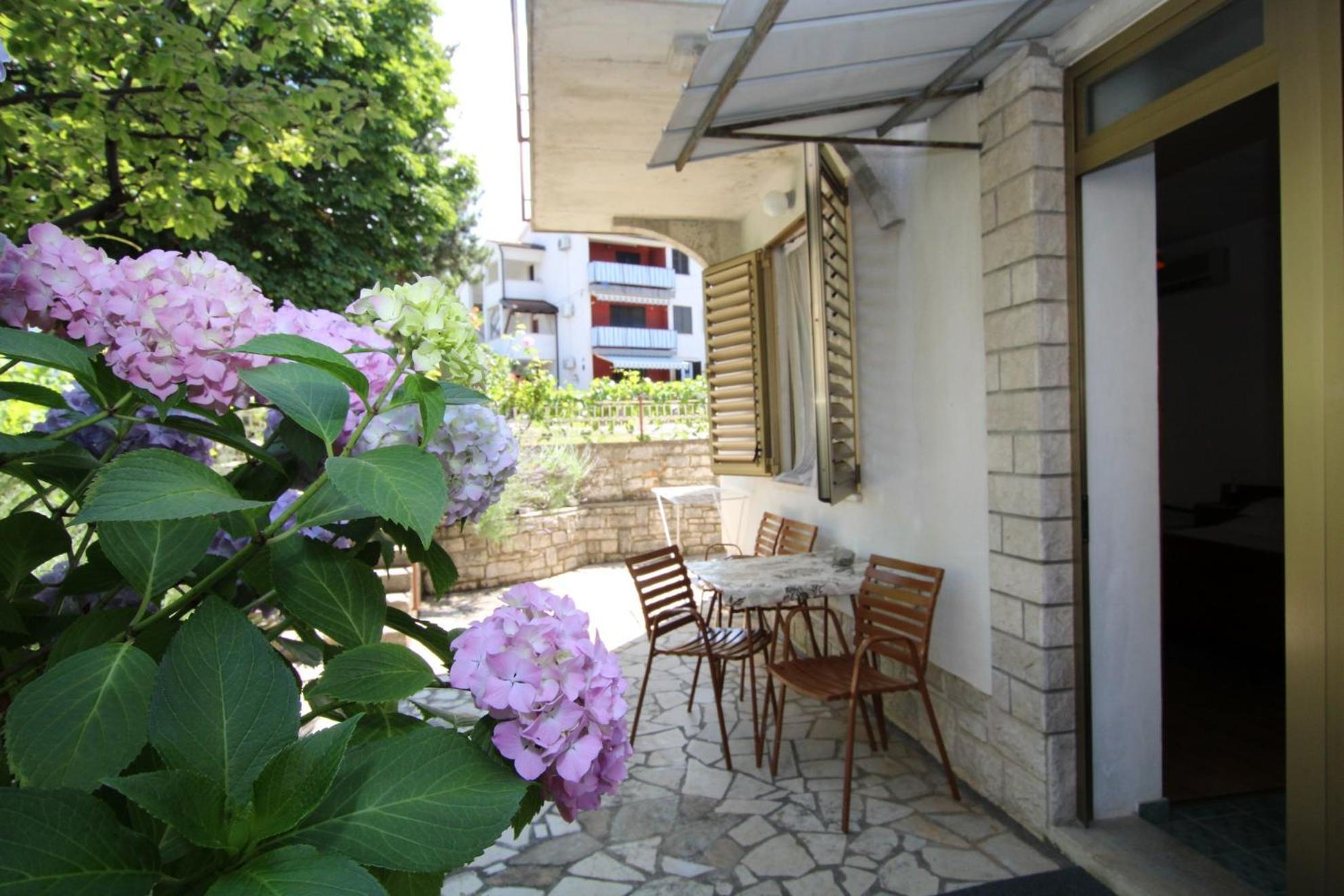 Vintage Rooms & Apartments Porec Exterior photo