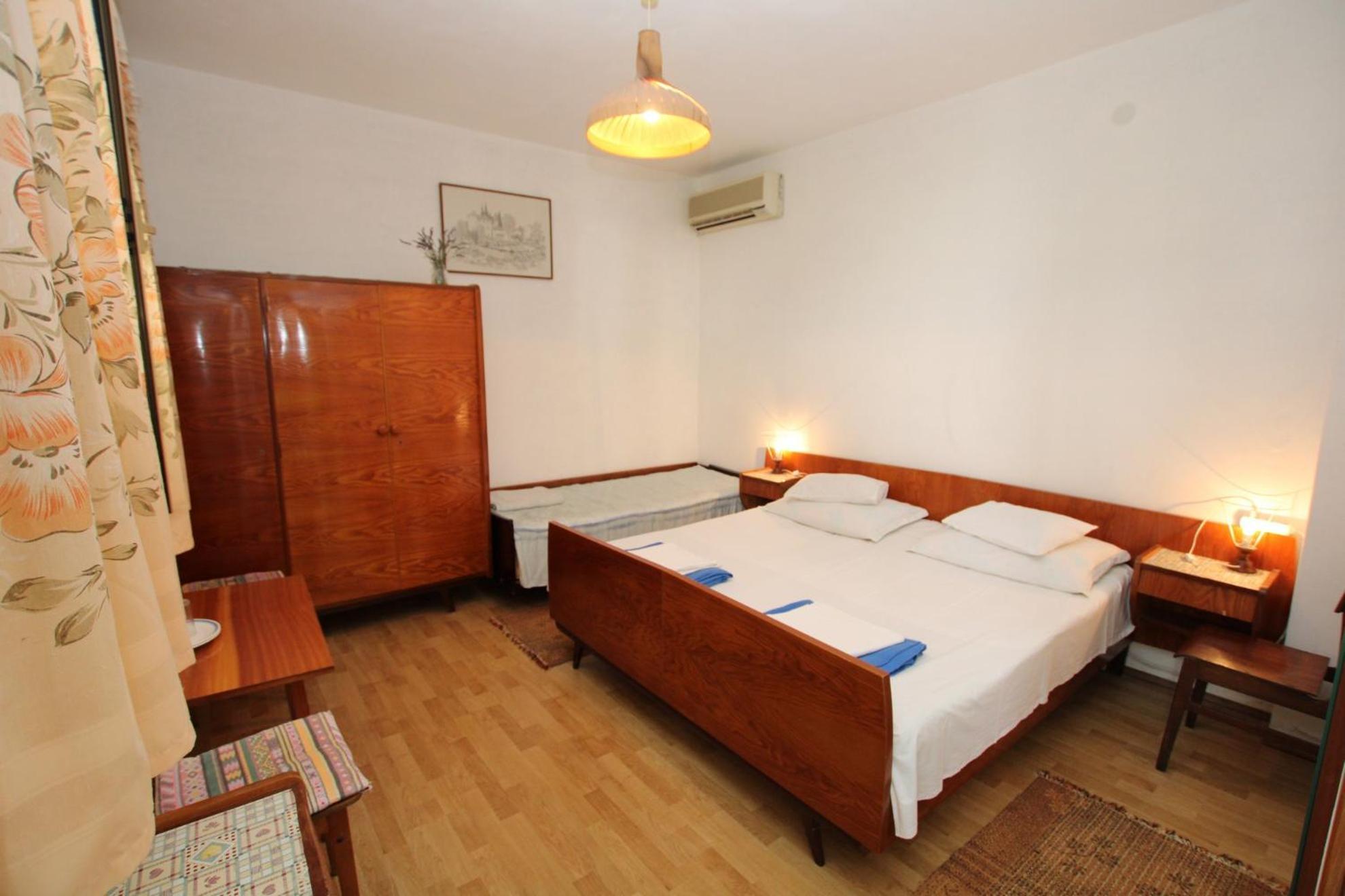 Vintage Rooms & Apartments Porec Exterior photo