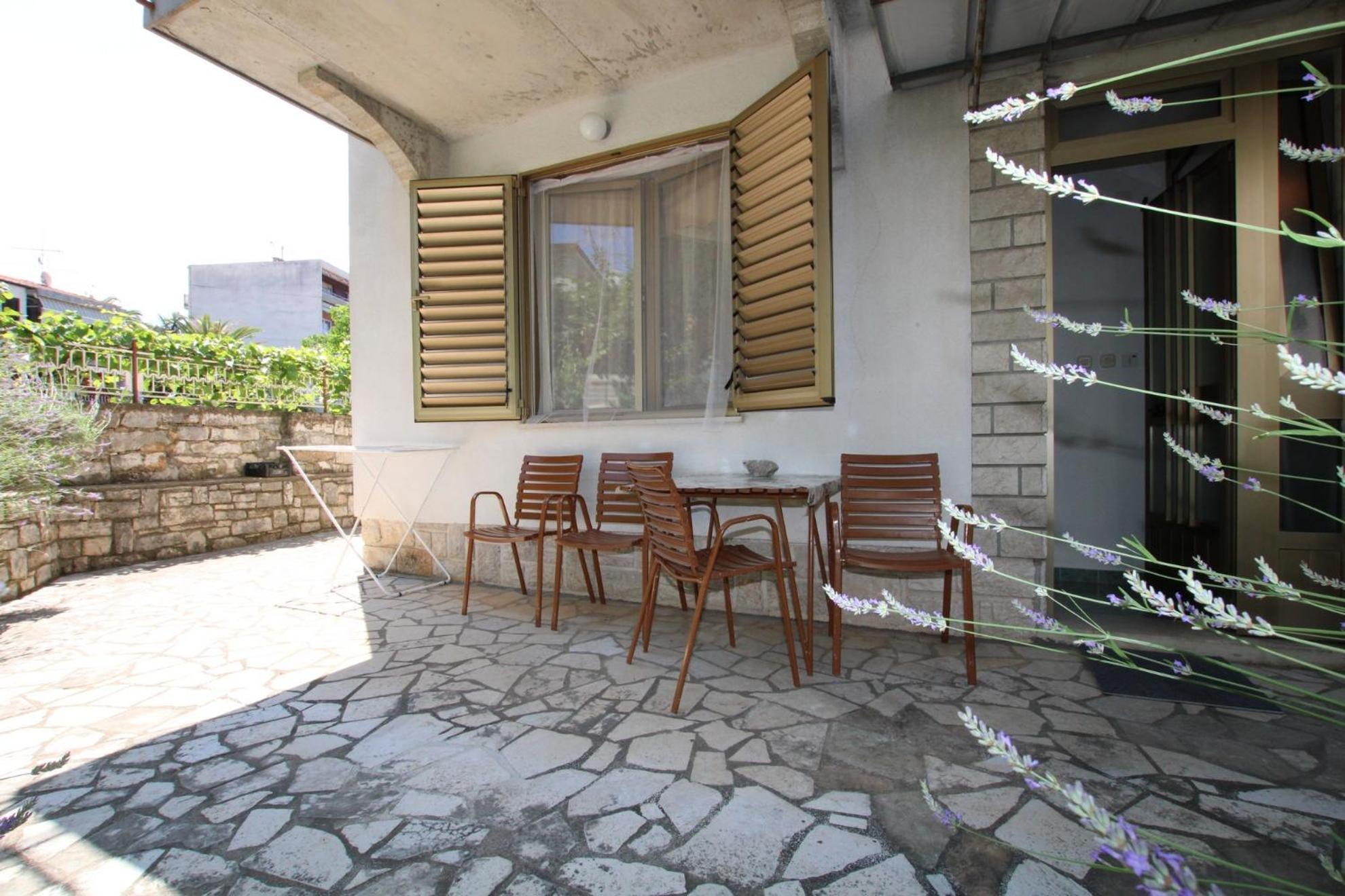 Vintage Rooms & Apartments Porec Exterior photo